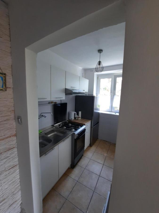 Apartment Zorzy Przy Instytucie Kardiologii Anin Warsaw