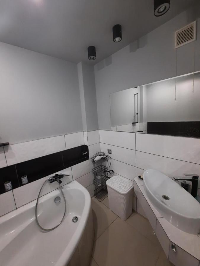 Zorzy Przy Instytucie Kardiologii Anin Apartment Warsaw